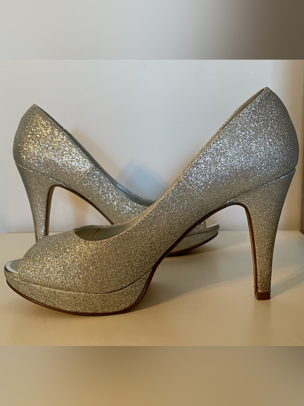 K Studio Silver Glitter Peep-Toe Platform High Heels US6